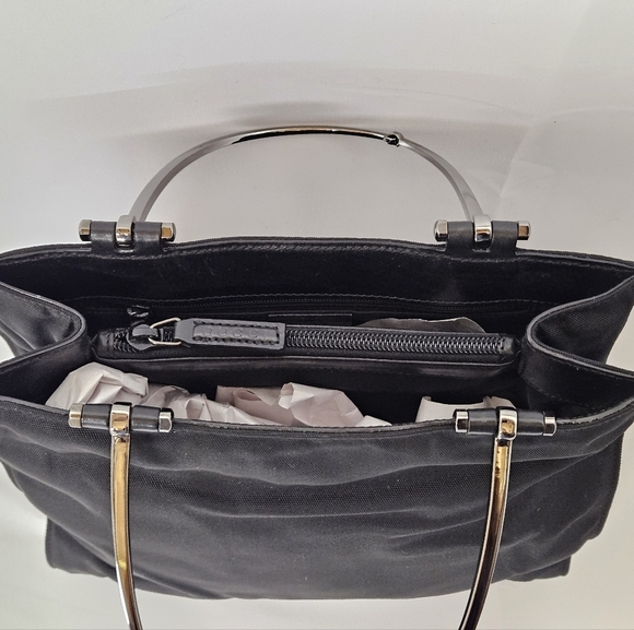 Gucci Mini Tote Bag In Black Nylon And Leather With Silver Handles - Picture 10 of 16